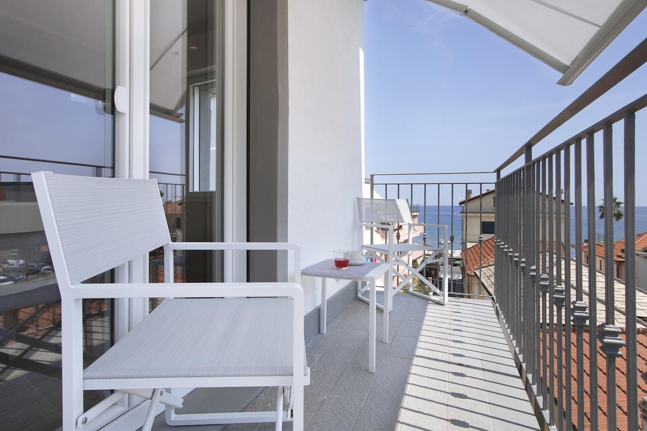 Residence Dolcemare Laigueglia Eksteriør bilde